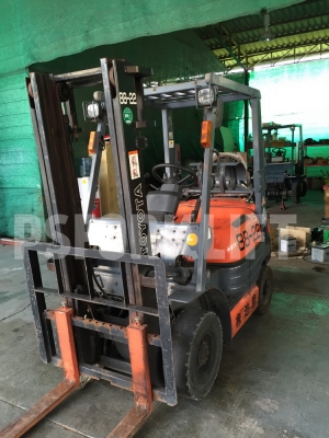 ขายฟอร์คลิฟท์ โตโยต้า 6FG15 เสาสูง 3 ม. จากประเทศญี่ปุ่น ขายฟอร์คลิฟท์ โตโยต้า 6FG15 เสาสูง 3 ม. จากประเทศญี่ปุ่น