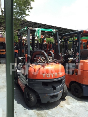 ขายฟอร์คลิฟท์ โตโยต้า 6FG20 เสาสูง 3.5 ม. จากประเทศญี่ปุ่น