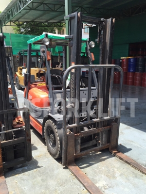 ขายฟอร์คลิฟท์ โตโยต้า 6FG20 เสาสูง 3.5 ม. จากประเทศญี่ปุ่น