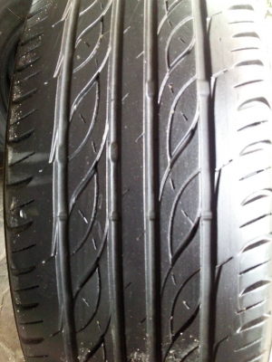 195/60R15 FIRESTONE TZ 700 ปี2013 ชุด 4 เส้น tel.081-427-3941 195/60R15 FIRESTONE TZ 700 ปี2013 ชุด 4 เส้น tel.081-427-3941