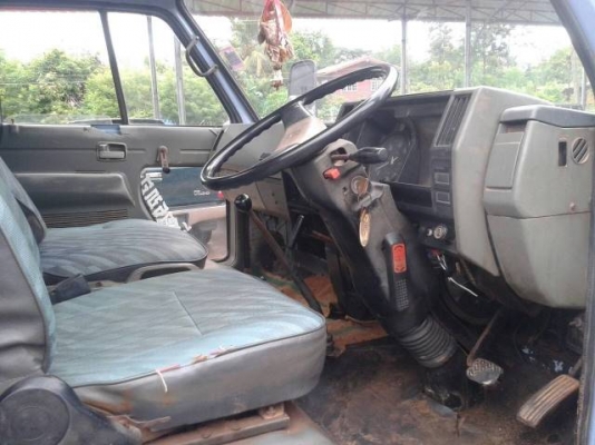 ISUZU NPR59L 115 เกียร์ยาวหัวยกได้ กะบะยาว 4.3 เมตร