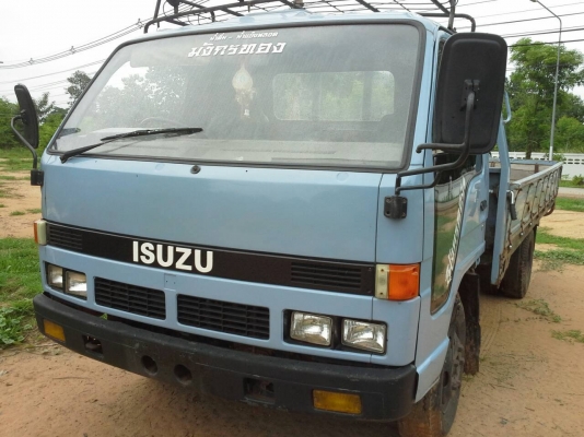 ISUZU NPR59L 115 เกียร์ยาวหัวยกได้ กะบะยาว 4.3 เมตร