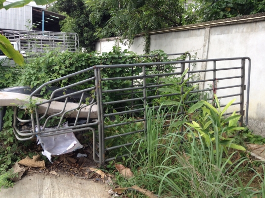 คอกแป๊บดีแม็กตอนเดียวทรงสูงขายถูกไม่มีที่เก็บ