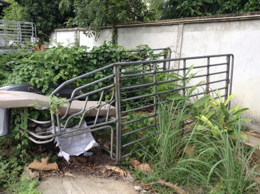 คอกแป๊บดีแม็กตอนเดียวทรงสูงขายถูกไม่มีที่เก็บ