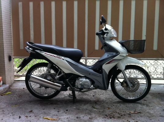 ขออนุญาติขาย HONDA WAVE 110-i สีขาวมุก สตาร์ทมือและเท้า ฟรีค่าโอน ขออนุญาติขาย HONDA WAVE 110-i สีขาวมุก สตาร์ทมือและเท้า ฟรีค่าโอน