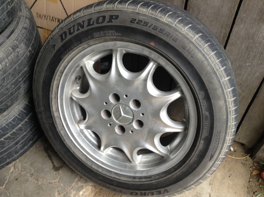 แม็ก benz แท้ ขอบ 16 นิ้วพร้อมยาง 4 วง 3800 บาท