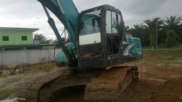 KOBELCO SK 200-8 YN11