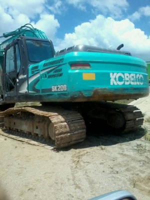 KOBELCO SK 200-8 YN11