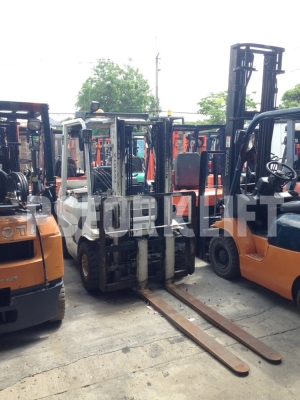 ขายฟอร์คลิฟท์ โตโยต้า 7FD30 เสาสูง 3 ม. จากประเทศญี่ปุ่น