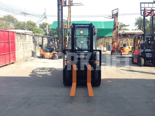 ขายฟอร์คลิฟท์ โตโยต้า 7FD30 เสาสูง 3 ม. จากประเทศญี่ปุ่น