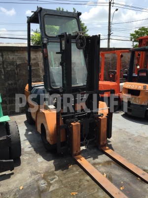 ขายฟอร์คลิฟท์ โตโยต้า 7FD35 เสาสูง 3 ม. จากประเทศญี่ปุ่น