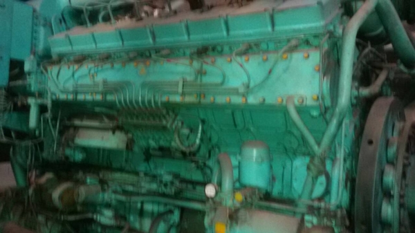 ขายเครื่องปั่นไฟ SACM AGO เครื่อง V 16 สูบ 1200 แรงม้า ไดของ UNELEC 1750 kva ขายรวม 2 เครื่อง ราคา 4000000