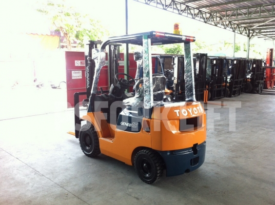ขายฟอร์คลิฟท์ โตโยต้า 7FG15 เสาสูง 3 ม. จากประเทศญี่ปุ่น
