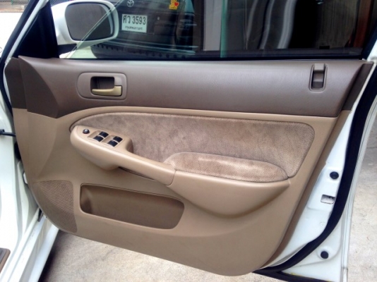 ขาย/แลก/เทิร์น (เงินสด) 137,000 Honda civic ES ปี02 เกียร์ออโต้