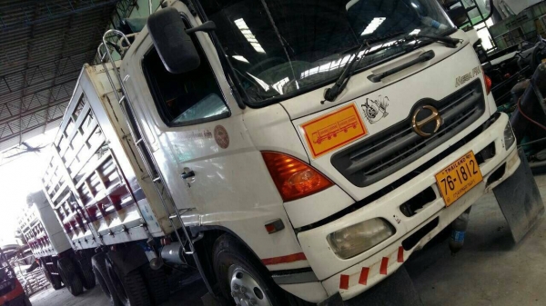 พี่ฟากขายครับ Hino Mega 1400000