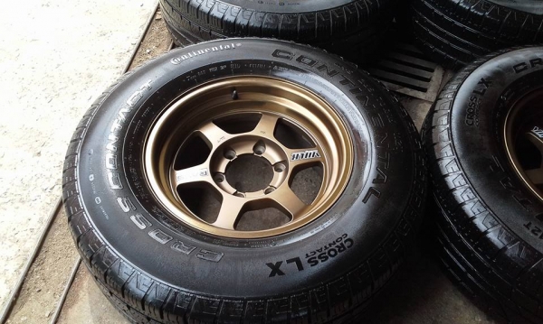 ขายล้อ te37 16*8 พร้อมยาง 12500 ขายล้อ te37 16*8 พร้อมยาง 12500