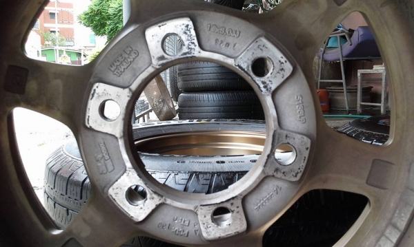 ขายล้อ te37 16*8 พร้อมยาง 12500 ขายล้อ te37 16*8 พร้อมยาง 12500