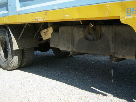 ขายรถ6ล้ออืซูซุ npr 115   พร้อมใช้งาน ใส่กระบอกดั้มทำดั้มเกษตรได้เลย