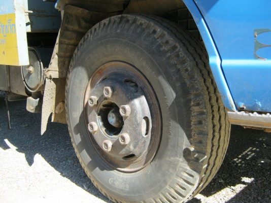 ขายรถ6ล้ออืซูซุ npr 115   พร้อมใช้งาน ใส่กระบอกดั้มทำดั้มเกษตรได้เลย