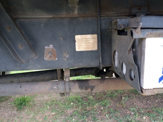 ขายสมอทอง10ล้อ1 เพลา FL1J เครื่องJO8Cเทอร์โบ พื้นเรียบ ยาว7.60