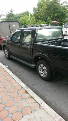 ขาย Nissan Frontier 3.0 4ประตู ปี2002 รถมือเดียวออกห้าฯ 140,000- ขาย Nissan Frontier 3.0 4ประตู ปี2002 รถมือเดียวออกห้าฯ 140,000-