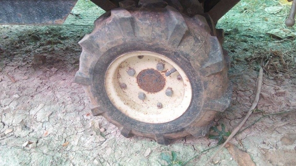 ขายรถบรรทุกสีแดง 3 ล้อ มือ2 ขายรถบรรทุกสีแดง 3 ล้อ มือ2