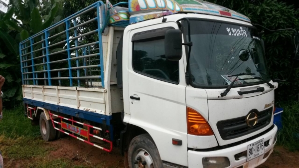 หกล้อ ฮีโน้  FC 4JJPA150 hpปี51 สภาพสวยเดิมๆ ทะเบียนพร้อมโอน ราคา 790,000บ ต่อรองได้