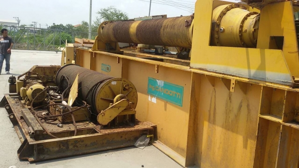 ขายเครนรางหรือสนามวางบนดิน มีขนาด 100 130 150 ตัน ขายกิโลกรัม 16 บาท