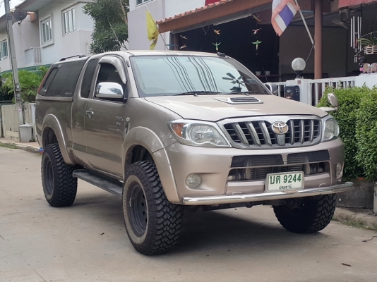 Vigo 1J VVT-i เทอร์โบ Extra-Cab ติดLPG หัวฉีด หลังคา SUV-SAMMIT