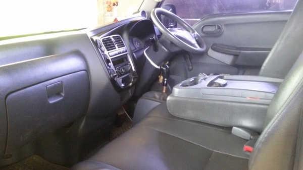 ขายสี่ล้อกลางเกียร์