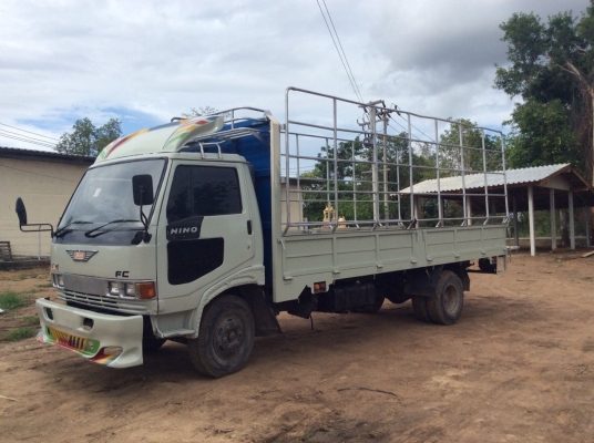 หกล้อฮีโน่กะบะเหล็กหนาทั้งลูกคอกสูงยาว5.50เมตรหัวเครื่องครัชซีเดิมๆรถแท้ห้างสถาพสวยเอกสารพร้อมโอน280000