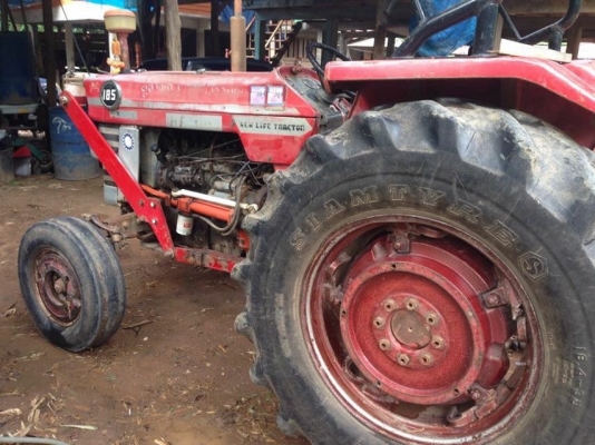 ขายด่วนครับ แมสซี่เฟอร์กูสัน 185 แรง พร้อมใบดันหน้ากับผาพรวน ของ CMT