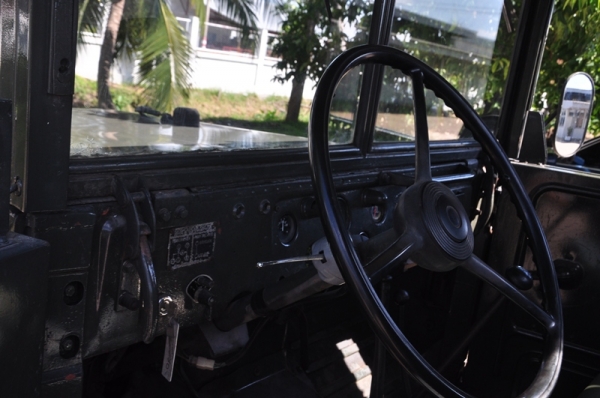 ขาย jeep กลาง TOYOTA FQ10 พร้อม เทรเลอร์