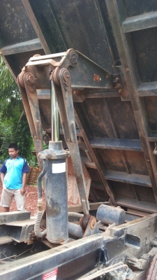 ขายดาวน์รถบรรทุก 6 ล้อดัมพ์ HINO FC9J 175 แรงม้าปี 2556 ขายดาวน์ 200000