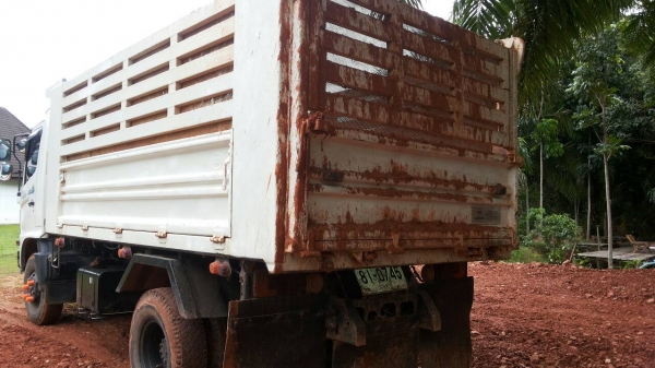 ขายดาวน์รถบรรทุก 6 ล้อดัมพ์ HINO FC9J 175 แรงม้าปี 2556 ขายดาวน์ 200000