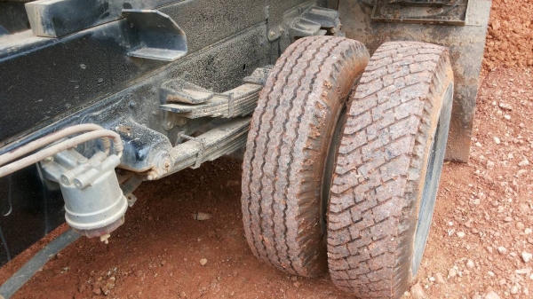 ขายดาวน์รถบรรทุก 6 ล้อดัมพ์ HINO FC9J 175 แรงม้าปี 2556 ขายดาวน์ 200000