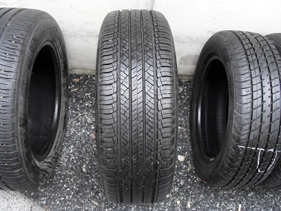 ขายเศษยาง MICHELIN LATITUDE ปี4013 1เส้น 215-65-16 ราคา 1,000