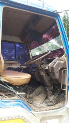 ขายรถบรรทุก 10 ล้อดัมพ์ MITSUBISHI FN527MA 195 แรงม้า ช่วงของรุ่นเทอร์โบ ราคา 800000