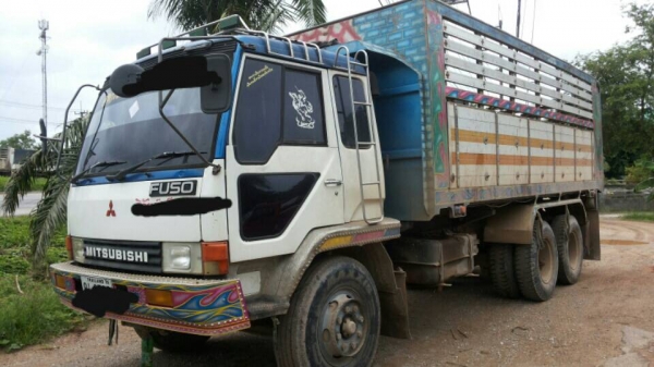 ขายรถบรรทุก 10 ล้อดัมพ์ MITSUBISHI FN527MA 195 แรงม้า ช่วงของรุ่นเทอร์โบ ราคา 800000