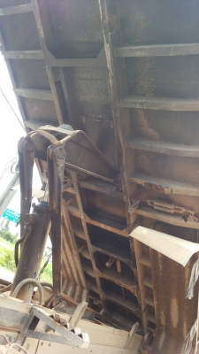 ขายรถบรรทุก 10 ล้อดัมพ์ MITSUBISHI FN527MA 195 แรงม้า ช่วงของรุ่นเทอร์โบ ราคา 800000