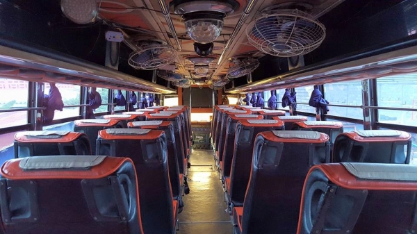 ขายบัสพัดลม สภาพ98\%เครื่องเสียงเต็มพร้อมโอน