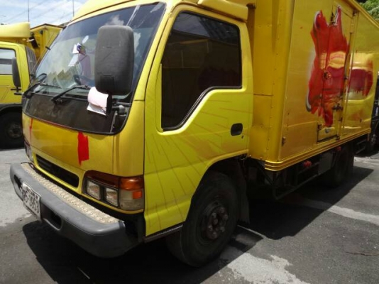 หกล้อ อีซูชุ NQR140โบว์อิเตอร์ รุ่นพิเศษ 4.30ม แคชชีใหญ่ สวยเดิมทุกคัน เล่มทะเบียน/โอน ราคา 525,000บ คุยได้ (ช่วงล้อต่อดั้ม)เหมาะมากๆ