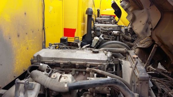 หกล้อ อีซูชุ NQR140โบว์อิเตอร์ รุ่นพิเศษ 4.30ม แคชชีใหญ่ สวยเดิมทุกคัน เล่มทะเบียน/โอน ราคา 525,000บ คุยได้ (ช่วงล้อต่อดั้ม)เหมาะมากๆ