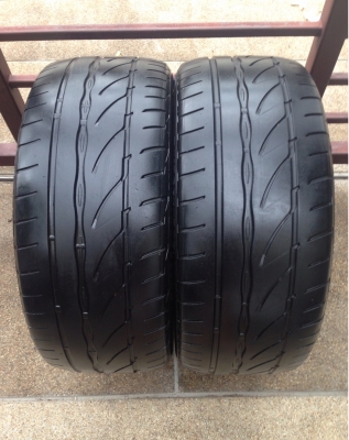 ยาง Bridgestone 235 40 18 จำนวน 2เส้น ปลายปี12