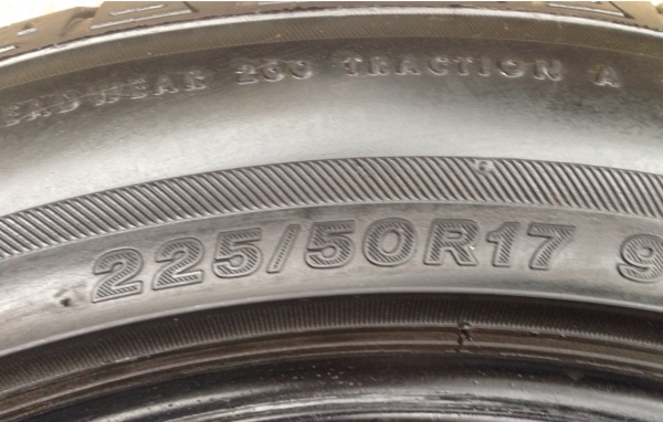 ยาง Bridgesstone 225 50 17 ปลายปี12 ดอกดี ไม่มีปะ