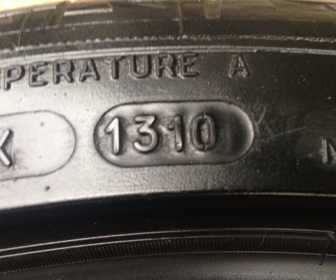 ยาง michelin pilot sport 235 35 19  ดอกเยอะ ไม่มีปะ