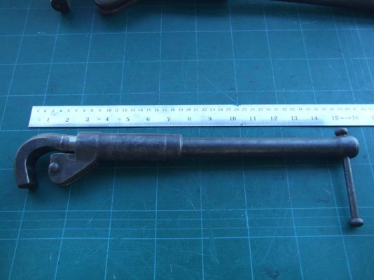 ที่ตัดท่องานเก่าตัวที่ 1 ตัดท่อขนาด 1/2"~1-1/2"