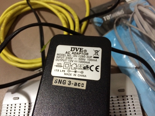 เร้าเตอร์ SMC 4 Port มีสายโทรศัพท์สาย land ให้