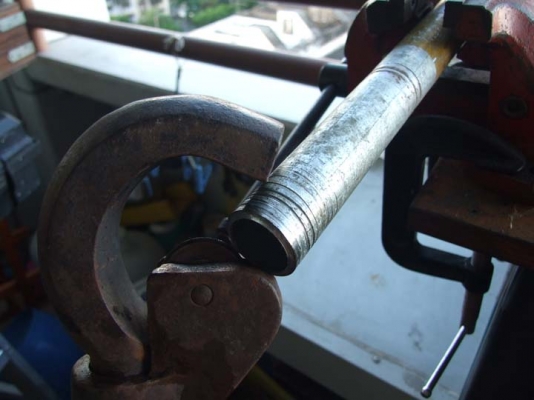 ที่ตัดท่องานเก่าตัวที่ 2  ตัดท่อขนาด 2"~2-1/2"