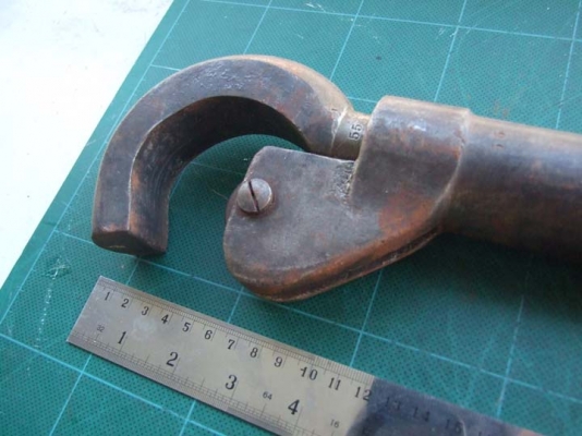 ที่ตัดท่องานเก่าตัวที่ 2  ตัดท่อขนาด 2"~2-1/2"